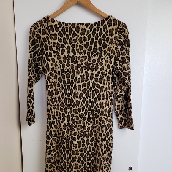 Leapoard Print Dress - Picture 2 of 7
